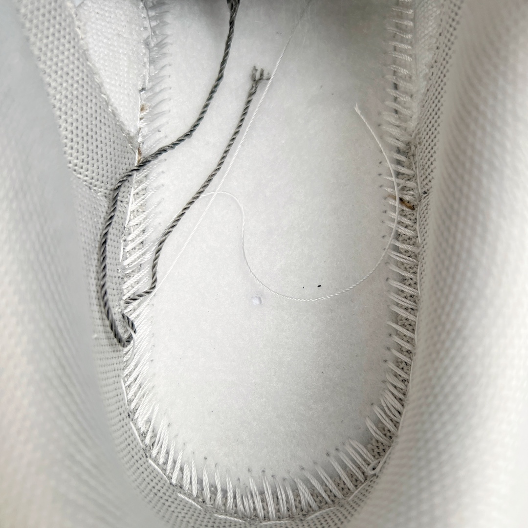 图片[9]-＃AY/GZ纯原福利 NK DUNK Low 铁矿石灰 FD9746-001 独家原厂航空铝磨具打磨大底 鞋头坡度极致还原 原盒原配 圈内天花板工艺 原厂冲刀 超高清洁度 全鞋零毛边皮料切割 全套原楦原模倾力打造完美版型 采用原厂百宏鞋带以及原厂百宏织唛舌标 内标可供原厂几率过验 原厂中底布黄色点胶 原厂中底布拉帮走线遵循公司 尺码对应库存‼️-选品中心