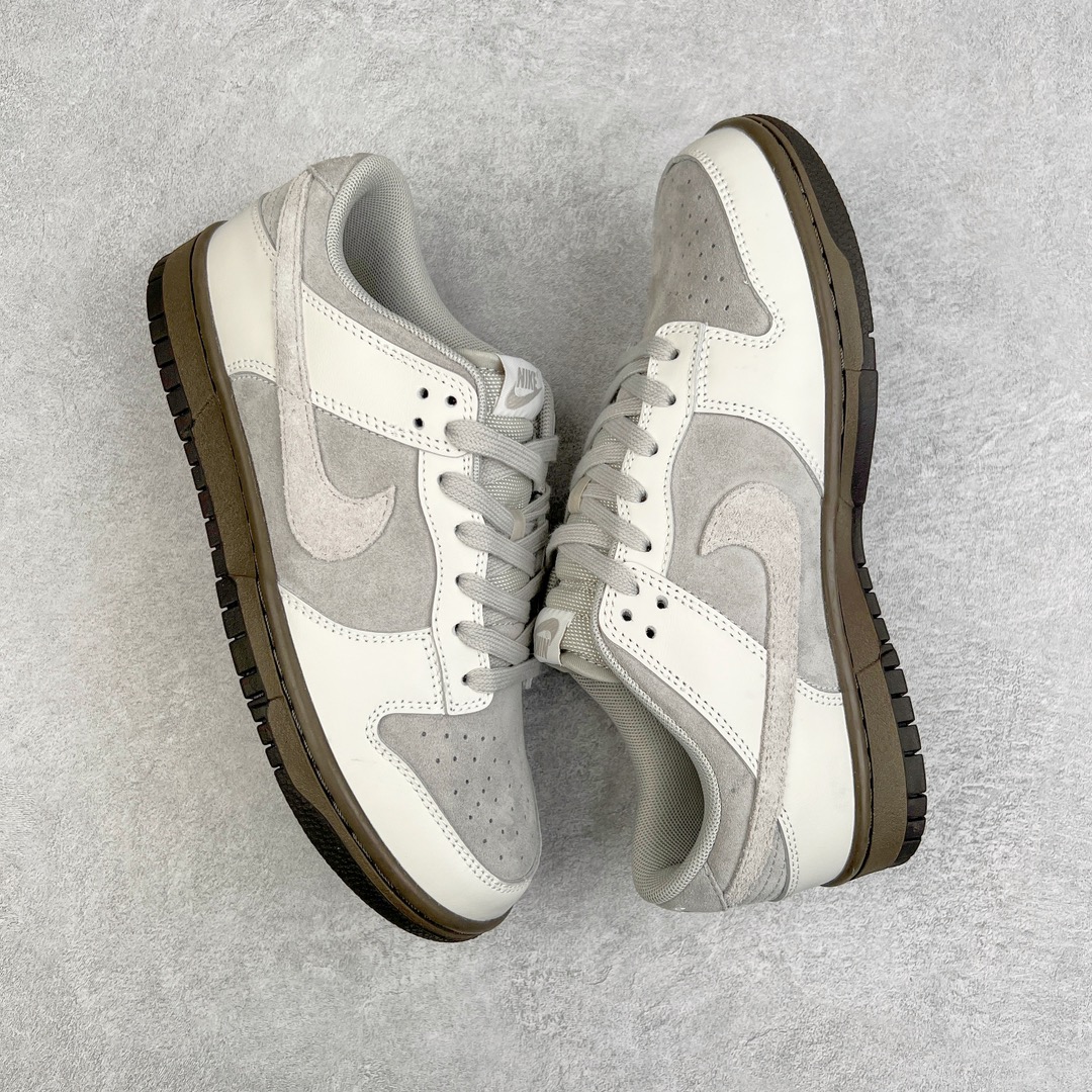 图片[3]-＃AY/GZ纯原福利 NK DUNK Low 铁矿石灰 FD9746-001 独家原厂航空铝磨具打磨大底 鞋头坡度极致还原 原盒原配 圈内天花板工艺 原厂冲刀 超高清洁度 全鞋零毛边皮料切割 全套原楦原模倾力打造完美版型 采用原厂百宏鞋带以及原厂百宏织唛舌标 内标可供原厂几率过验 原厂中底布黄色点胶 原厂中底布拉帮走线遵循公司 尺码对应库存‼️-选品中心