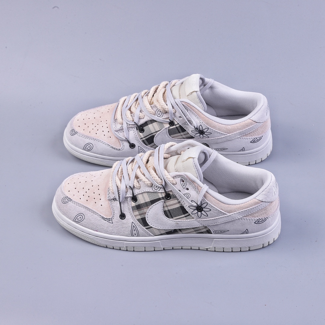 220 NIKE SB Dunk Low 复古腰果花 格纹贴布DD8338-001
