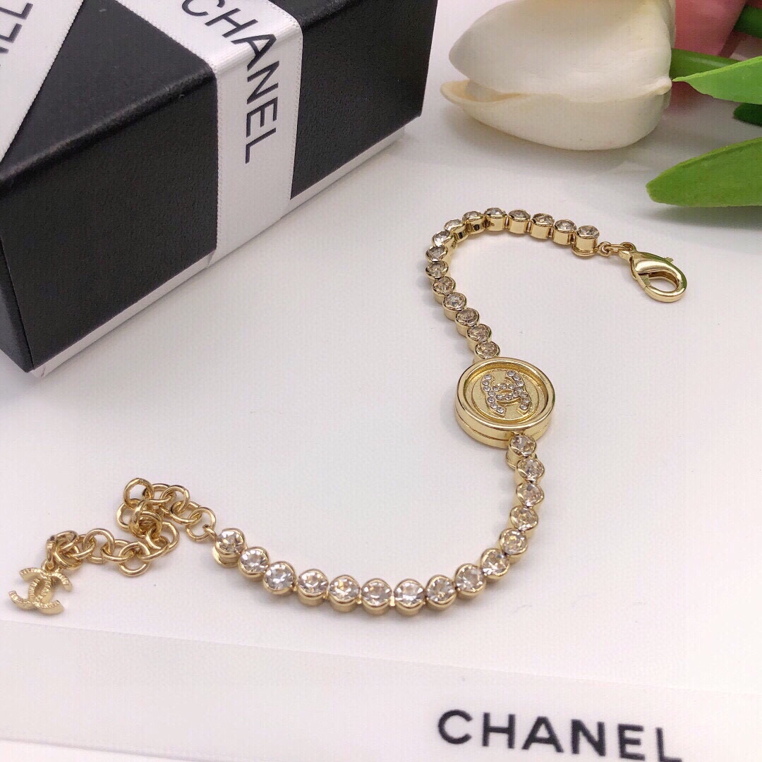 Chanel 香奈儿CHANEL 新品 小香双c镶钻手链