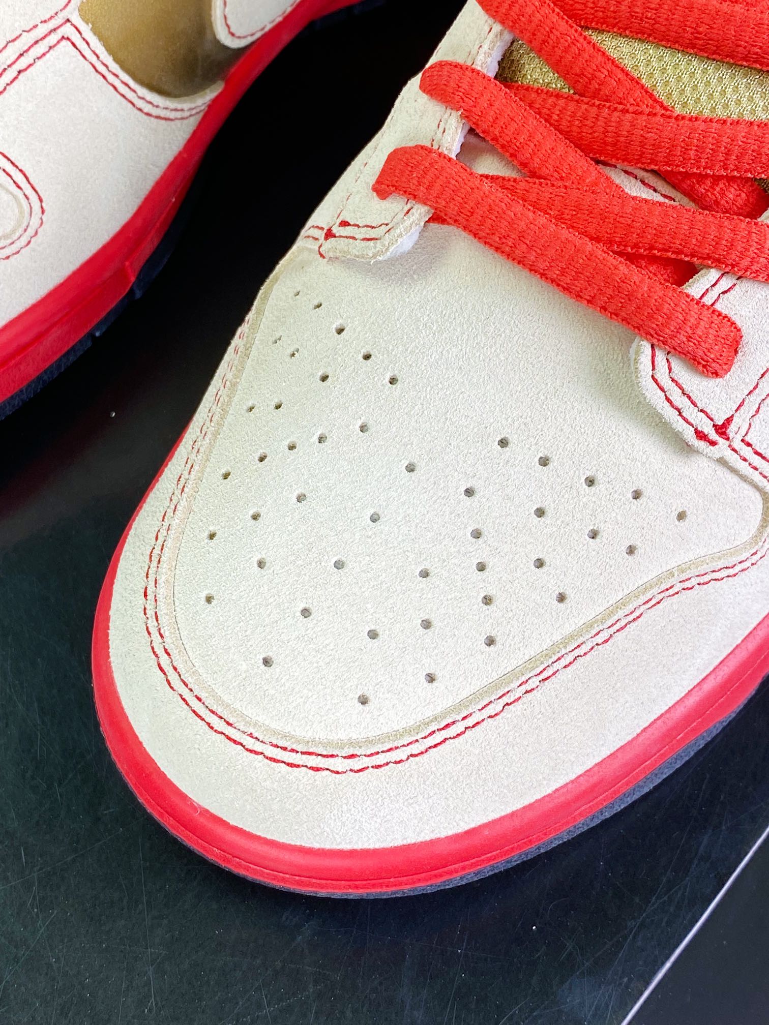 SB Dunk Low Pro”Money Cat”扣篮系列低帮休闲运动滑板板鞋“金色招财猫”304292-771