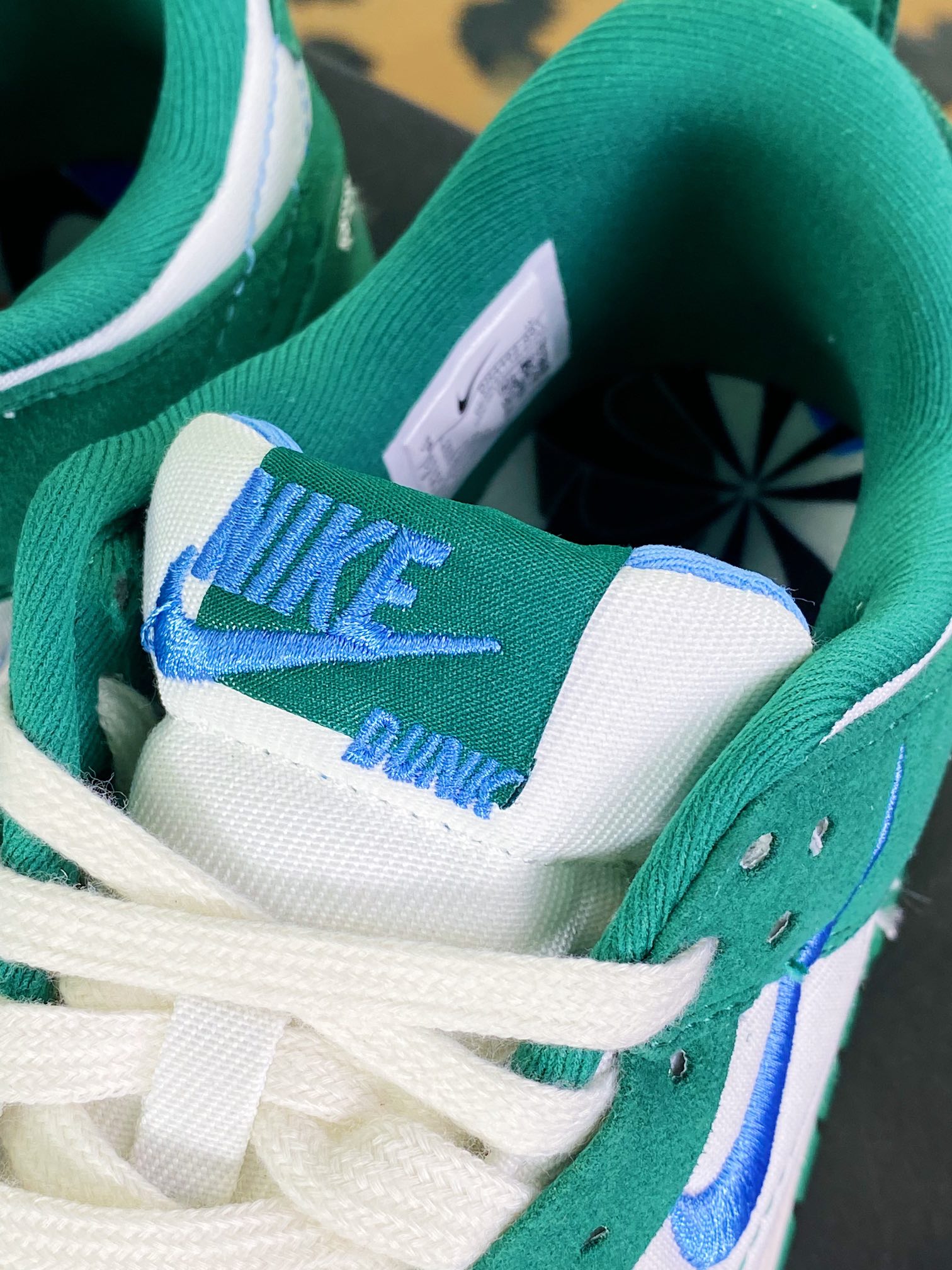 Wmns Dunk Low Disrupt 2”Malachite”轻量扣篮破坏二代板鞋DH4402-001