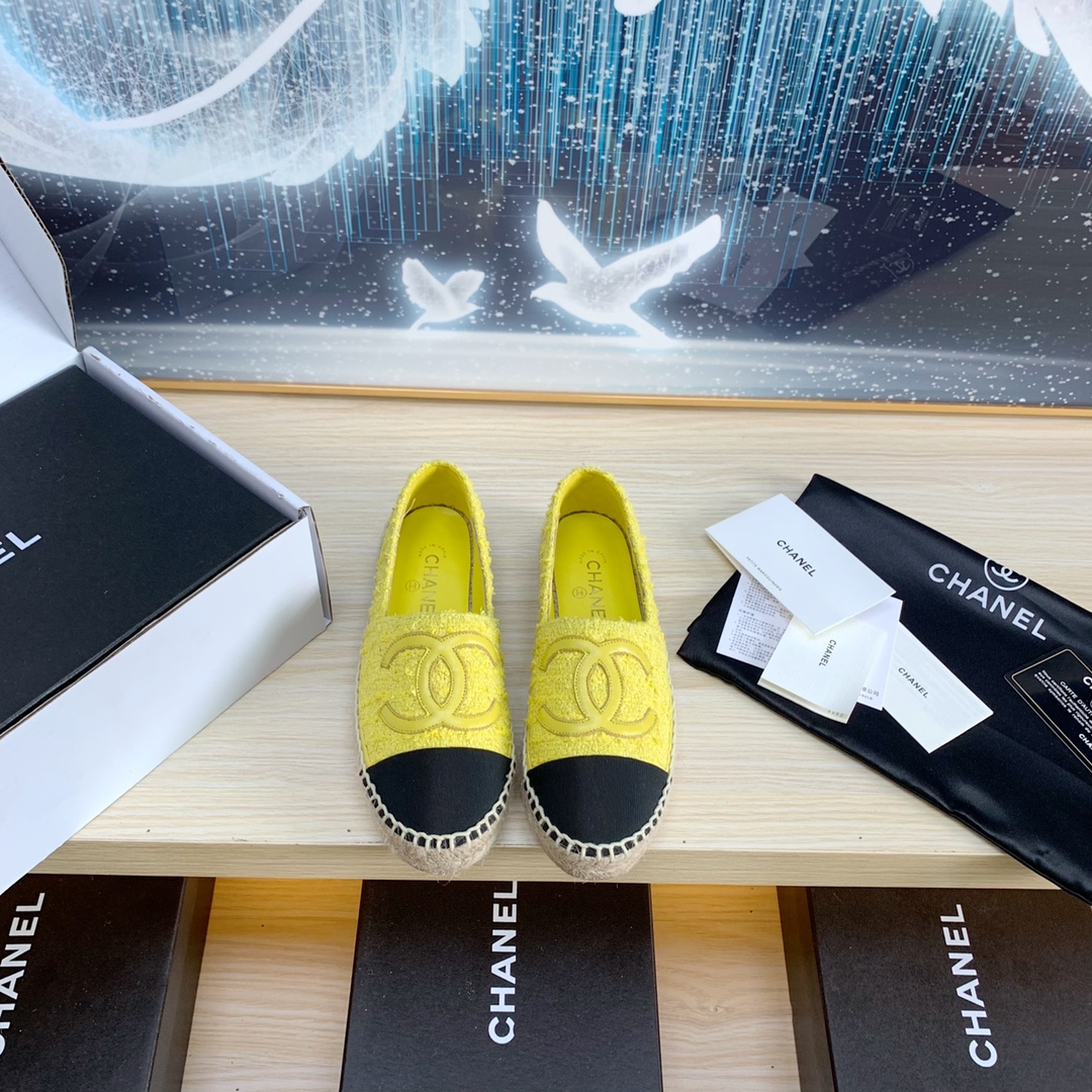 Chanel Replicas
 Shoes Espadrilles New Designer Replica
 White Spring/Summer Collection