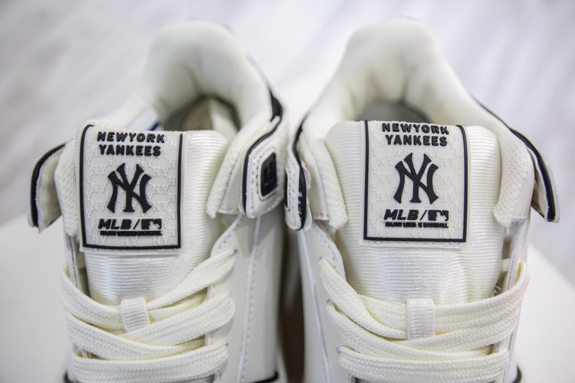 NY MLB Chunky Liner New York Yankees Velcro sneakers 3ASXLMB3N-GP001