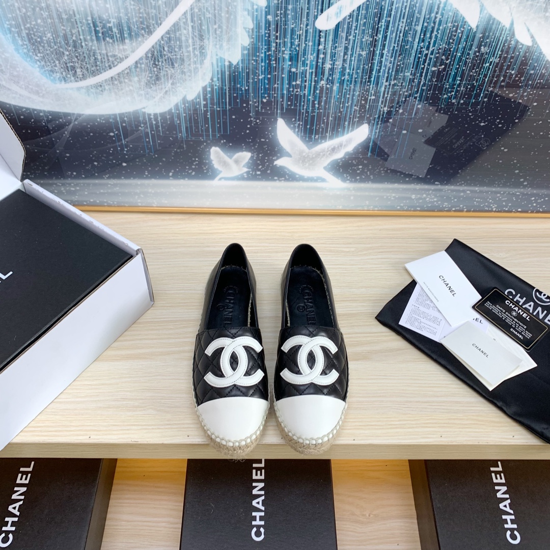 Chanel Shoes Espadrilles White Spring/Summer Collection