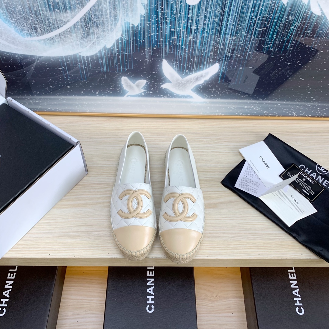 Top quality Fake
 Chanel Shoes Espadrilles White Spring/Summer Collection