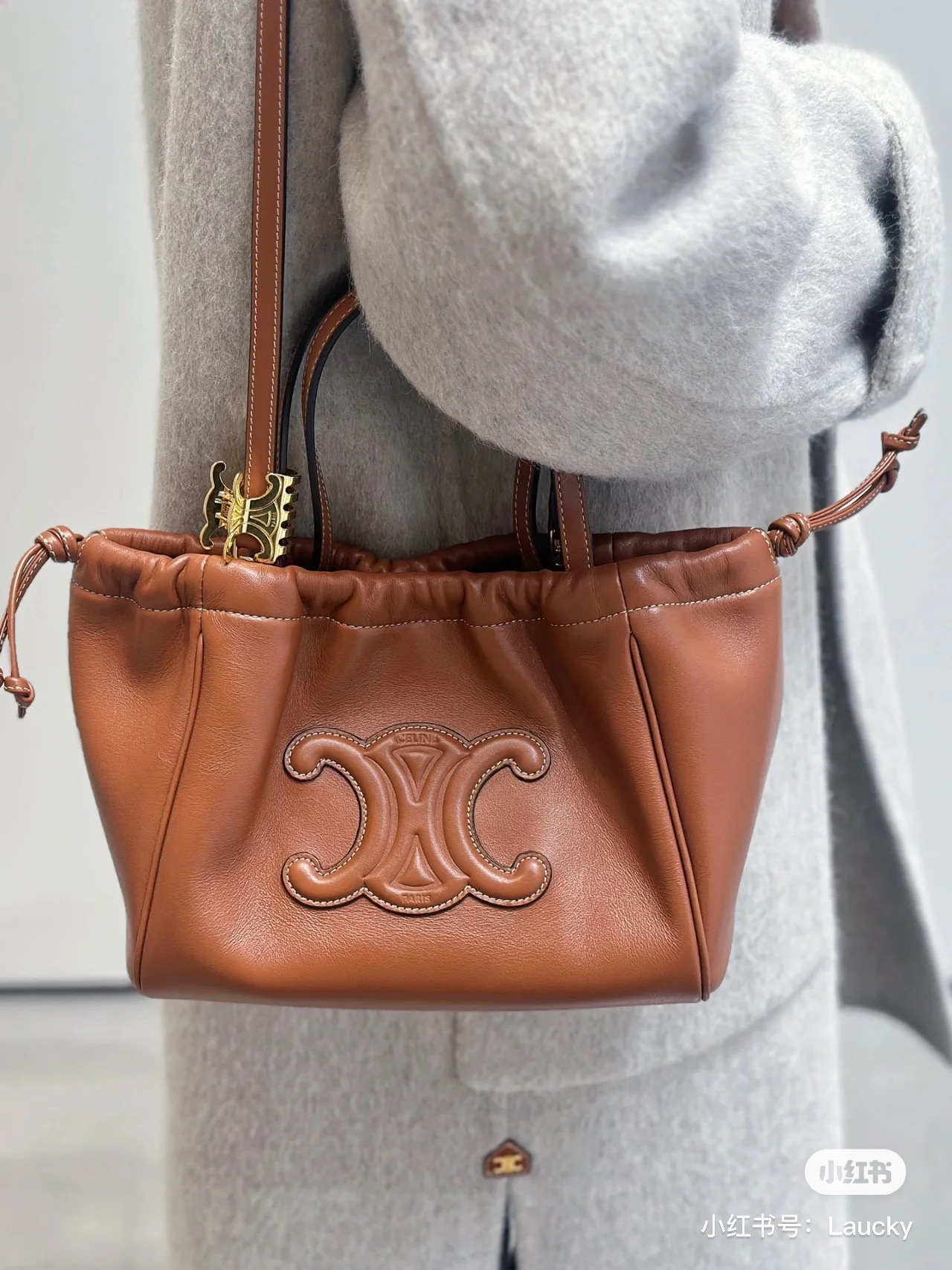 NO:213608,CELINE|The latest MINI CUIR CABAS real shot, the new early spring product 