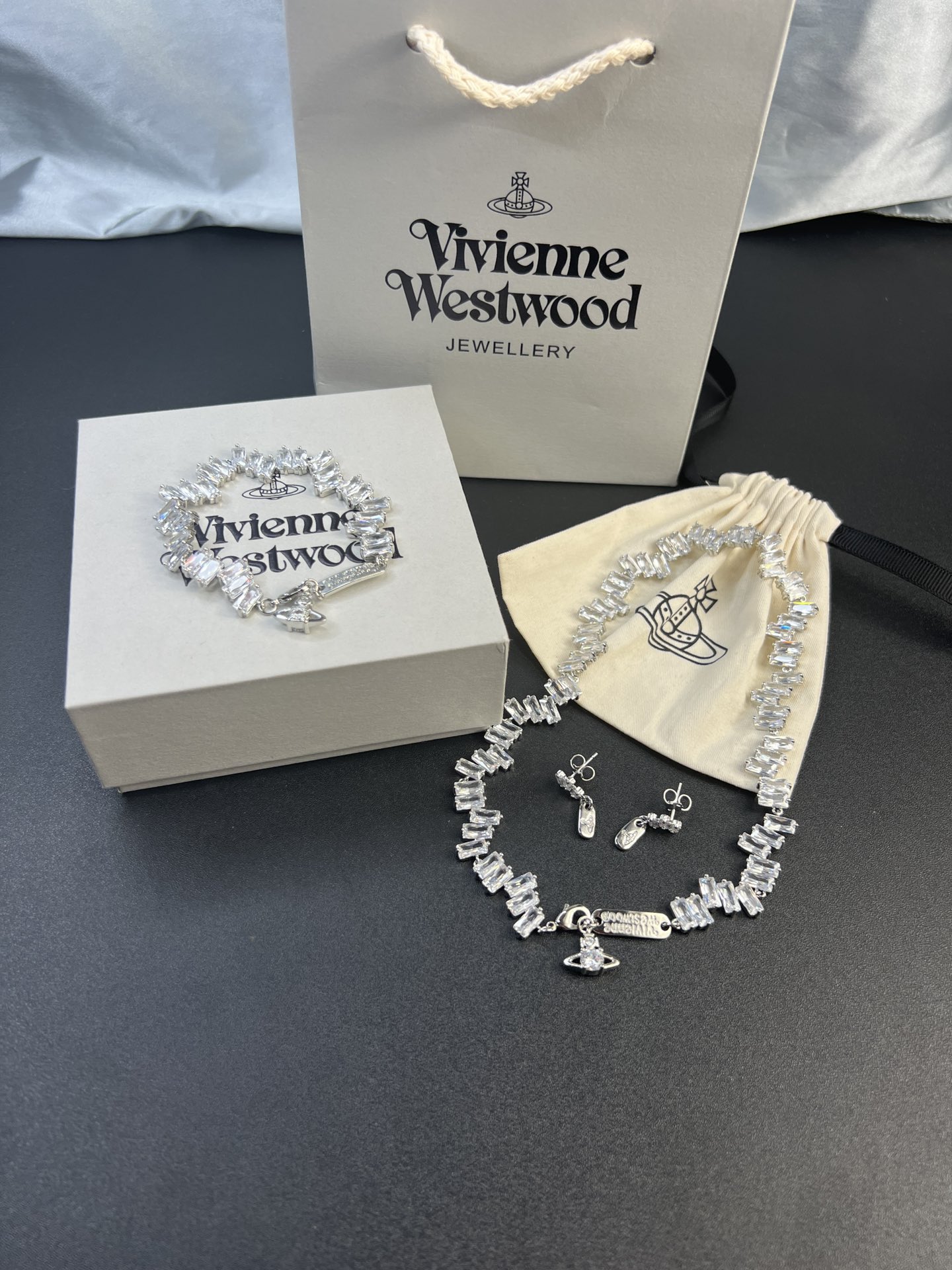 NO:103422,p90 bracelet necklace, queen mother, high-version square zircon necklace bracelet earrings set, queen mother, queen mother, necklace, bracelet19860909p90手链项链 西太后高版本方形锆石项链手链耳钉套装,西太后项链西太后手链,necklace,bracelet,Jewelry