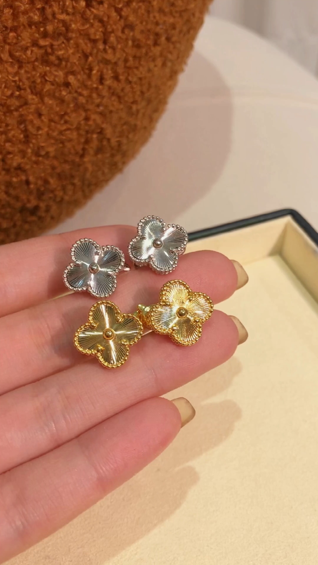 VCA Earrings