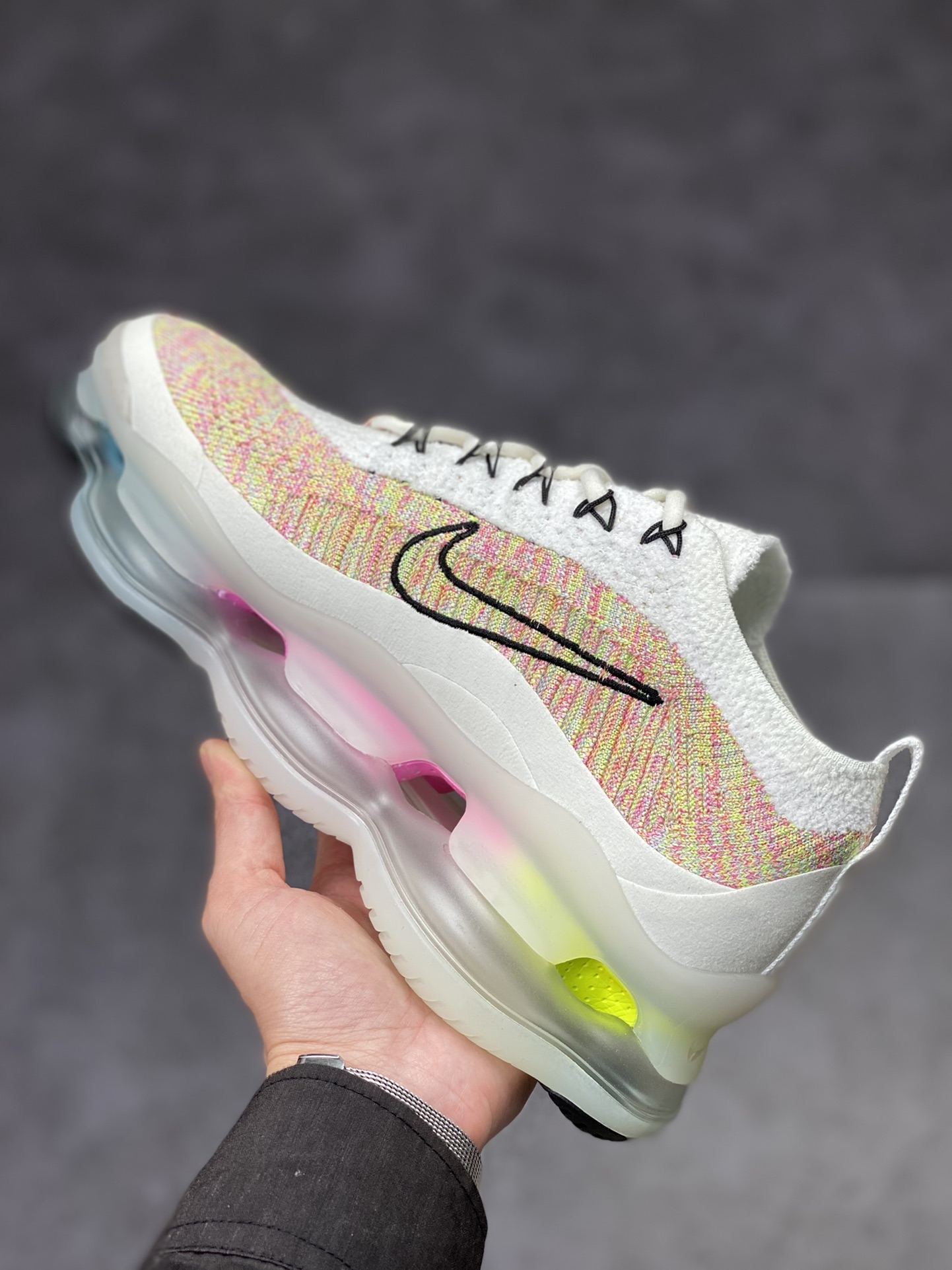 Nike Air Max Scorpion FK 正确版本