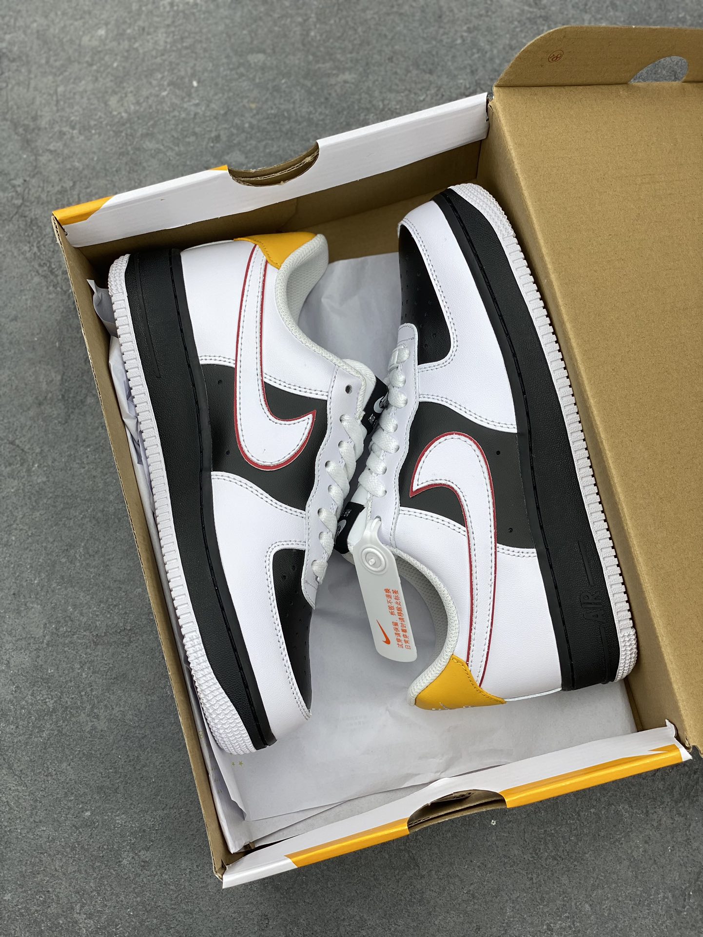 Nike Air Force 1 Low '07 'Bruce Lee' Casual Sneakers - White/Black 10 i1679426280 6784 8