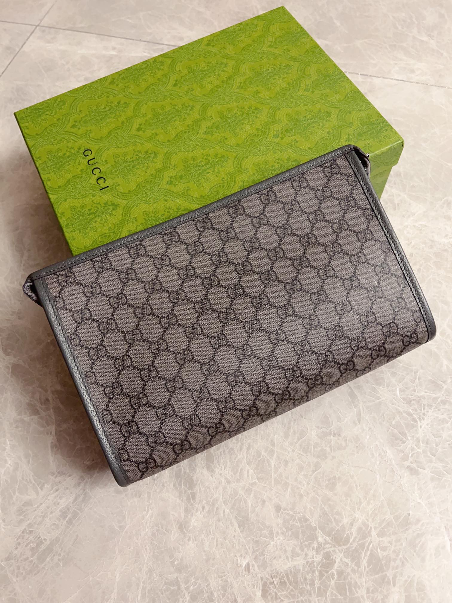 Gucci Ophidia GG Supreme Grey clutch everyday