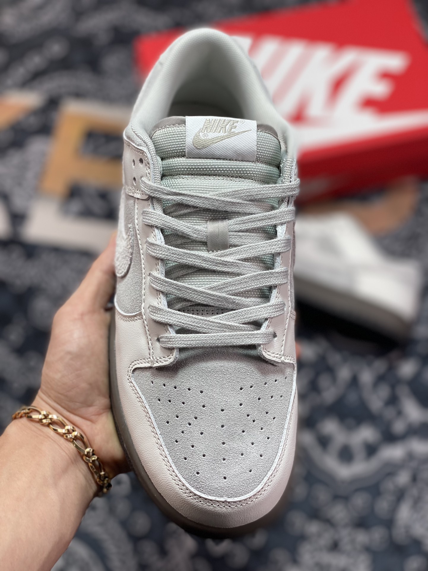 300 Nike SB Dunk Low”Ironstone”扣篮系列低帮休闲运动滑板板鞋“石头灰白”FD9746-001