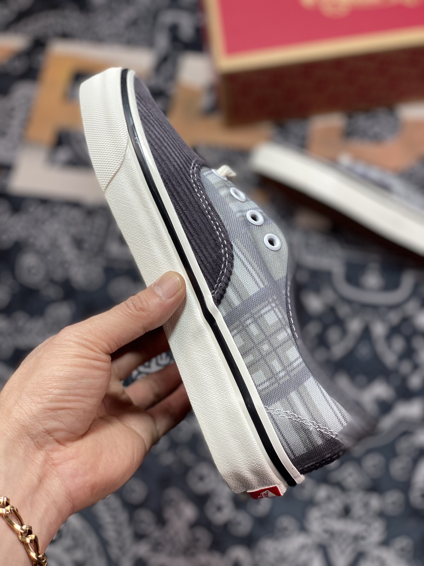 150  Vans Authentic 44 DX 黑灰 灯芯绒格纹拼接 VN0005U81O7