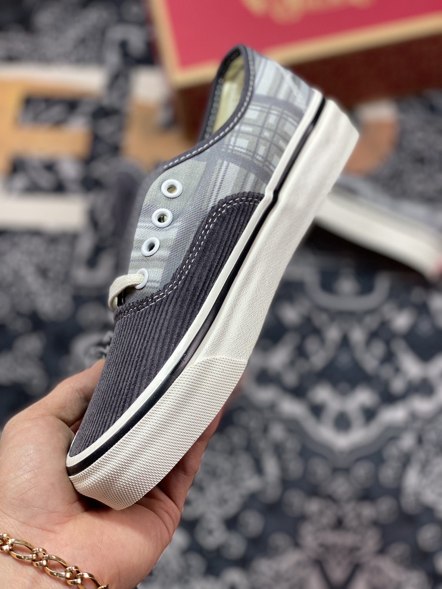 150  Vans Authentic 44 DX 黑灰 灯芯绒格纹拼接 VN0005U81O7