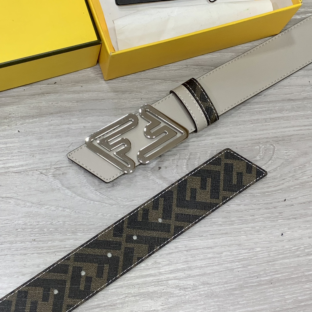 FENDI（芬迪）专柜同款 宽4.0CM 双环正反用腰带 FF按钉搭扣 双色Cuoio Romano皮革