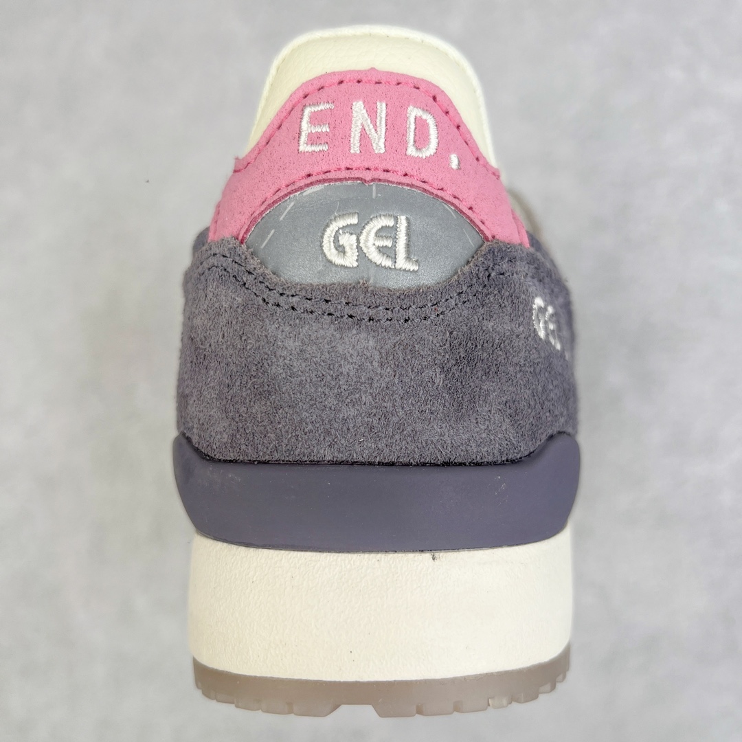 图片[8]-＃纯原福利 Asics Gel-Lyte III 亚瑟士3代系列低帮经典复古休闲运动跑步鞋 伴随着复古跑鞋的再度盛行，让不少运动品牌都将自家经典鞋款重新带回，ASICS 亚瑟士这两年受到众多球鞋爱好者追捧。近期，ASICS 亚瑟士以自己经典的 GEL-LYTE III OG 为蓝本推出了两双全新配色。第一双选择了灰色、藏蓝色和蒂芙尼蓝色拼接呈现，随之妆点一抹粉色，使整双鞋低调又不失细节。材质选择了大面积麂皮与网眼面料打造，保证了质感与透气性兼备。最后以略微泛黄的中底收尾，完善整体设计。另一双以深浅不同的卡其色打造鞋身，缀以淡紫色丰富鞋身细节，想必第一双会更加适合女生上脚。用料与上一双完全相同，提供了优秀的质感。尺码：36 37 37.5 38 39 39.5 40 40.5 41.5 42 42.5 43.5 44 45-选品中心