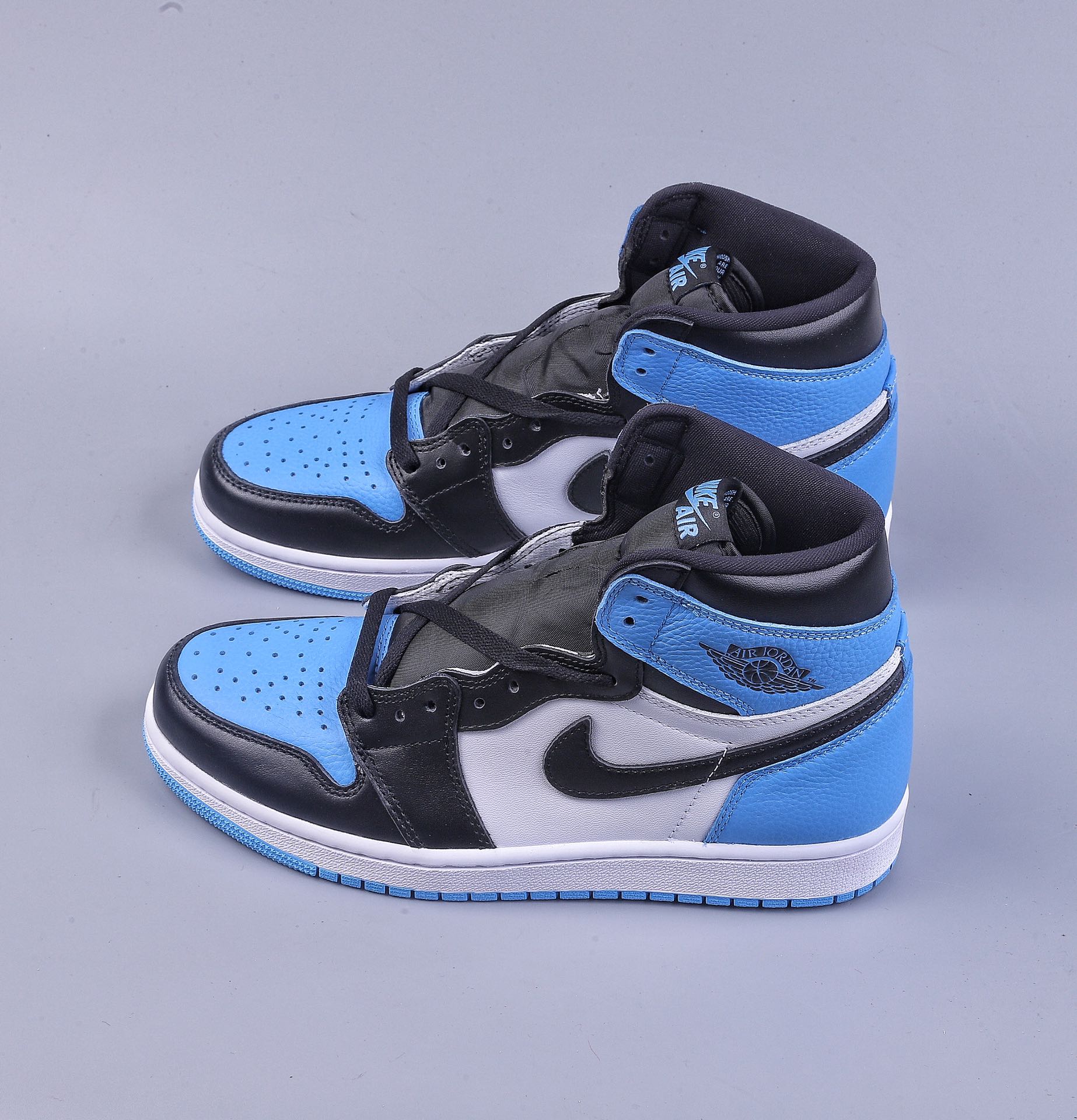 280 W版Air Jordan AJ1 Retro High 北卡蓝黑脚趾 DZ5485-400