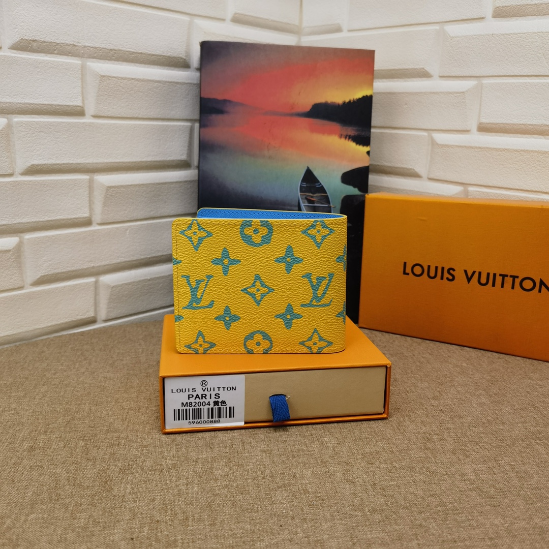 Classic Leather Bifold Wallet - Open View