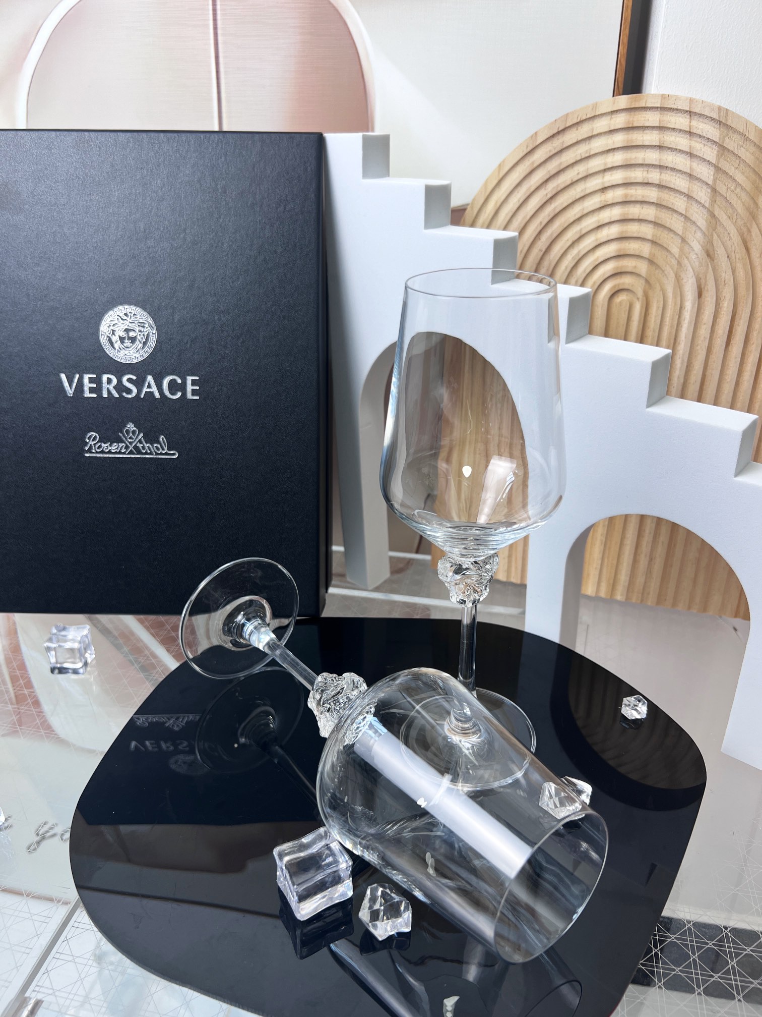 Versace Home brings the house’s signature Italian luxury and distinctive - Home&Textlile 2