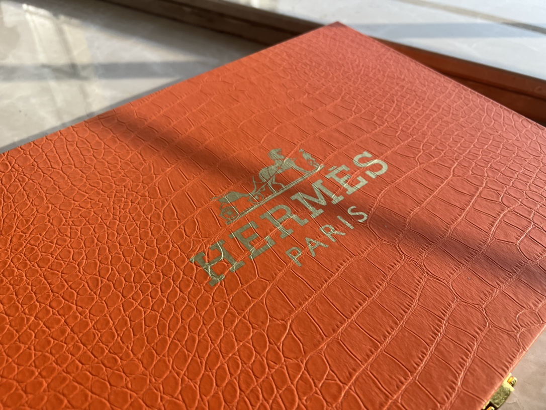 Hermès item 2