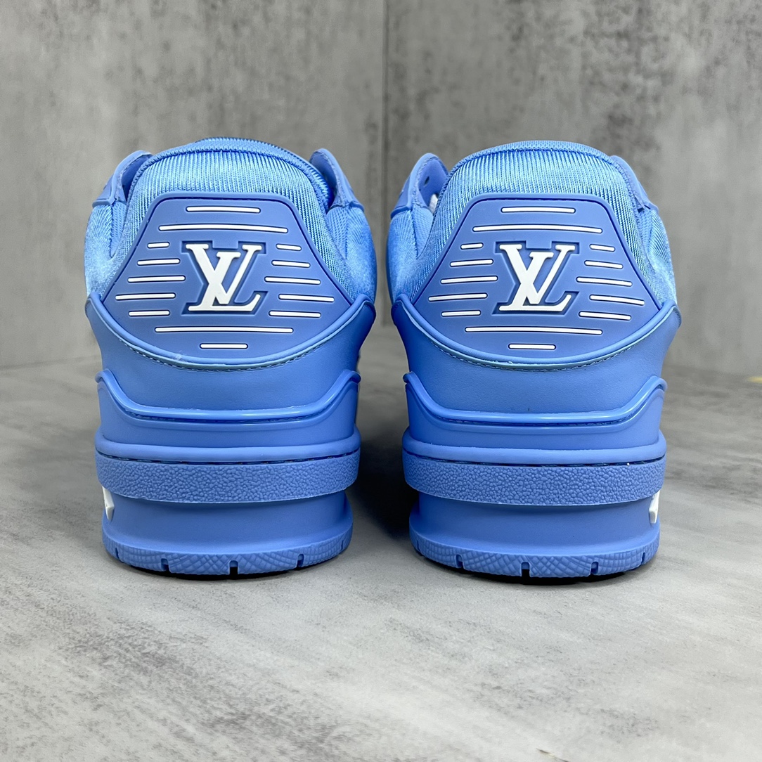 Louis Vuitton 新款上架 2023 Louis*Vuitto* LV Trainer 最新走秀款 大底和面料私模 绝对下血本费心思的一款鞋子 自Vifgil到来之后而设计的这一系列 每一季度都深受众多粉丝的青睐 TPU 大底 包装
