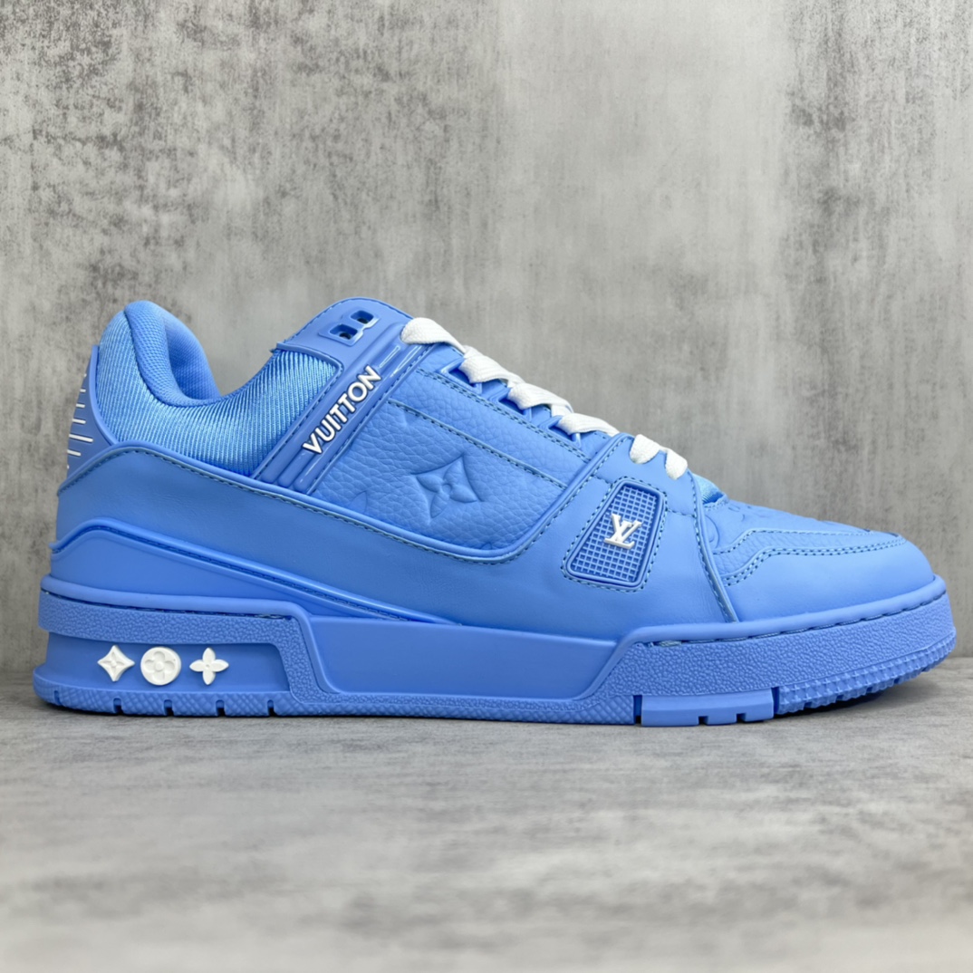 Louis Vuitton 新款上架 2023 Louis*Vuitto* LV Trainer 最新走秀款 大底和面料私模 绝对下血本费心思的一款鞋子 自Vifgil到来之后而设计的这一系列 每一季度都深受众多粉丝的青睐 TPU 大底 包装