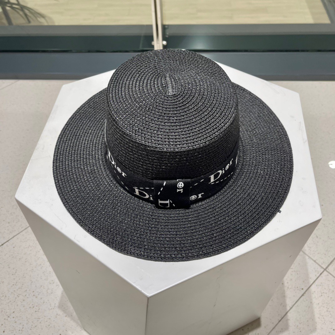 【DIOR迪奥】新款草编遮阳草帽盆帽🤩沙滩风，简约大方，百搭单品～出街首选，新款帽型超美腻，新品上架