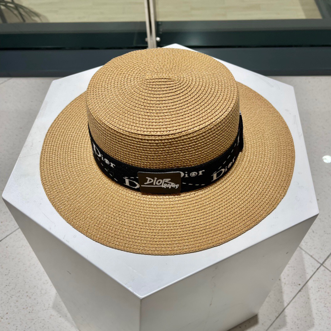 【DIOR迪奥】新款草编遮阳草帽盆帽🤩沙滩风，简约大方，百搭单品～出街首选，新款帽型超美腻，新品上架