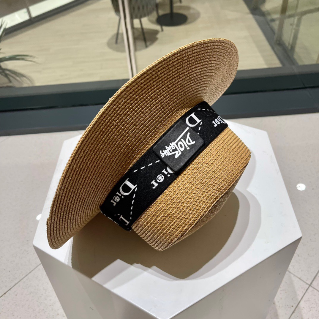 【DIOR迪奥】新款草编遮阳草帽盆帽🤩沙滩风，简约大方，百搭单品～出街首选，新款帽型超美腻，新品上架