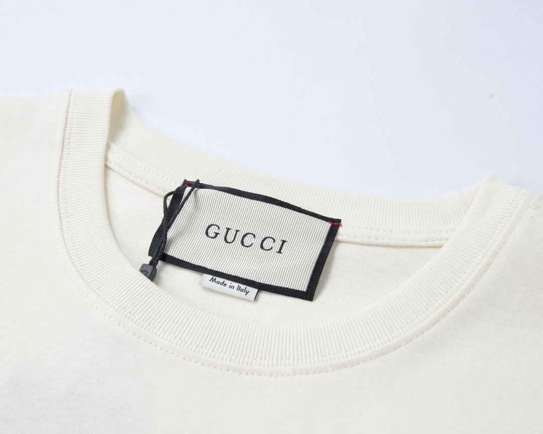 上新160 Gucci/古驰 23Fw 兔年限定最新绿色双环字母印花短袖T恤