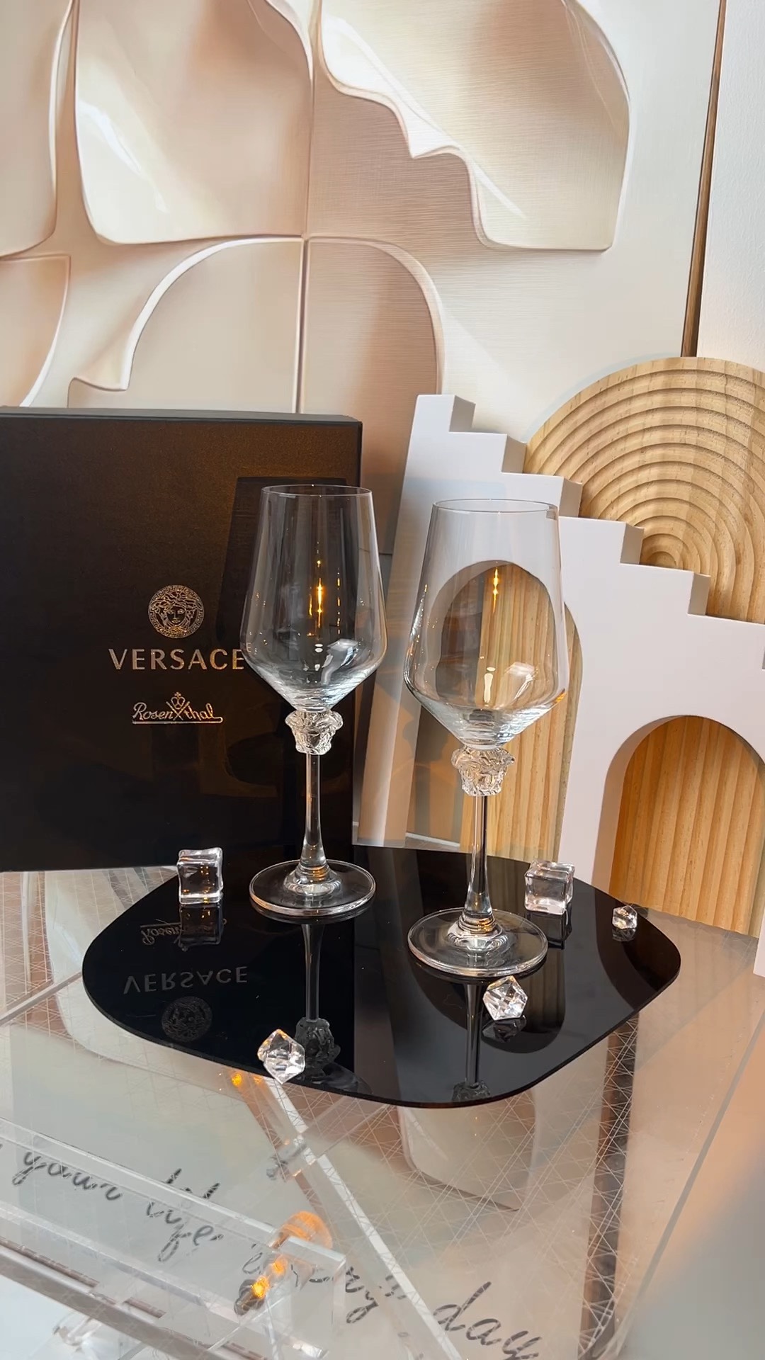 designed to coordinate with the Rosenthal meets Versace tableware range - Home&Textlile