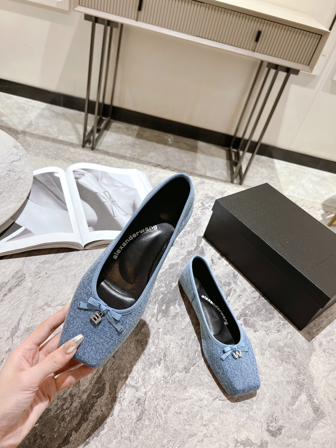 “New Ballet Shoes Collection: Majesty’s Authentic Small Sheepskin Offer” - 图片 2