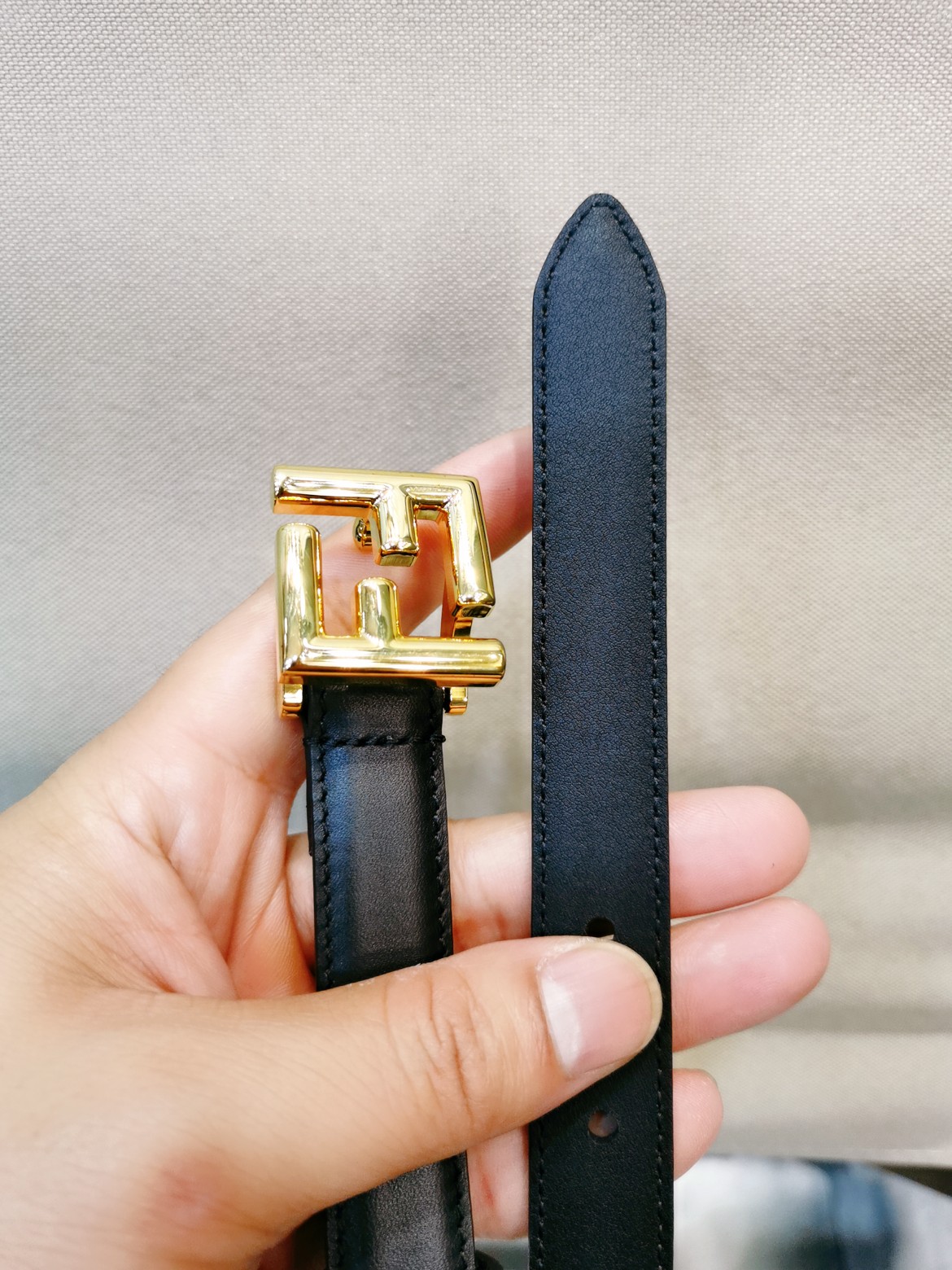 Le sac Fendi FF Logo est grandiose — photo 2