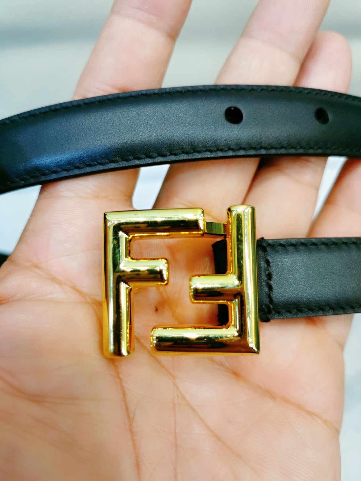 Le sac Fendi FF Logo est grandiose — photo 4