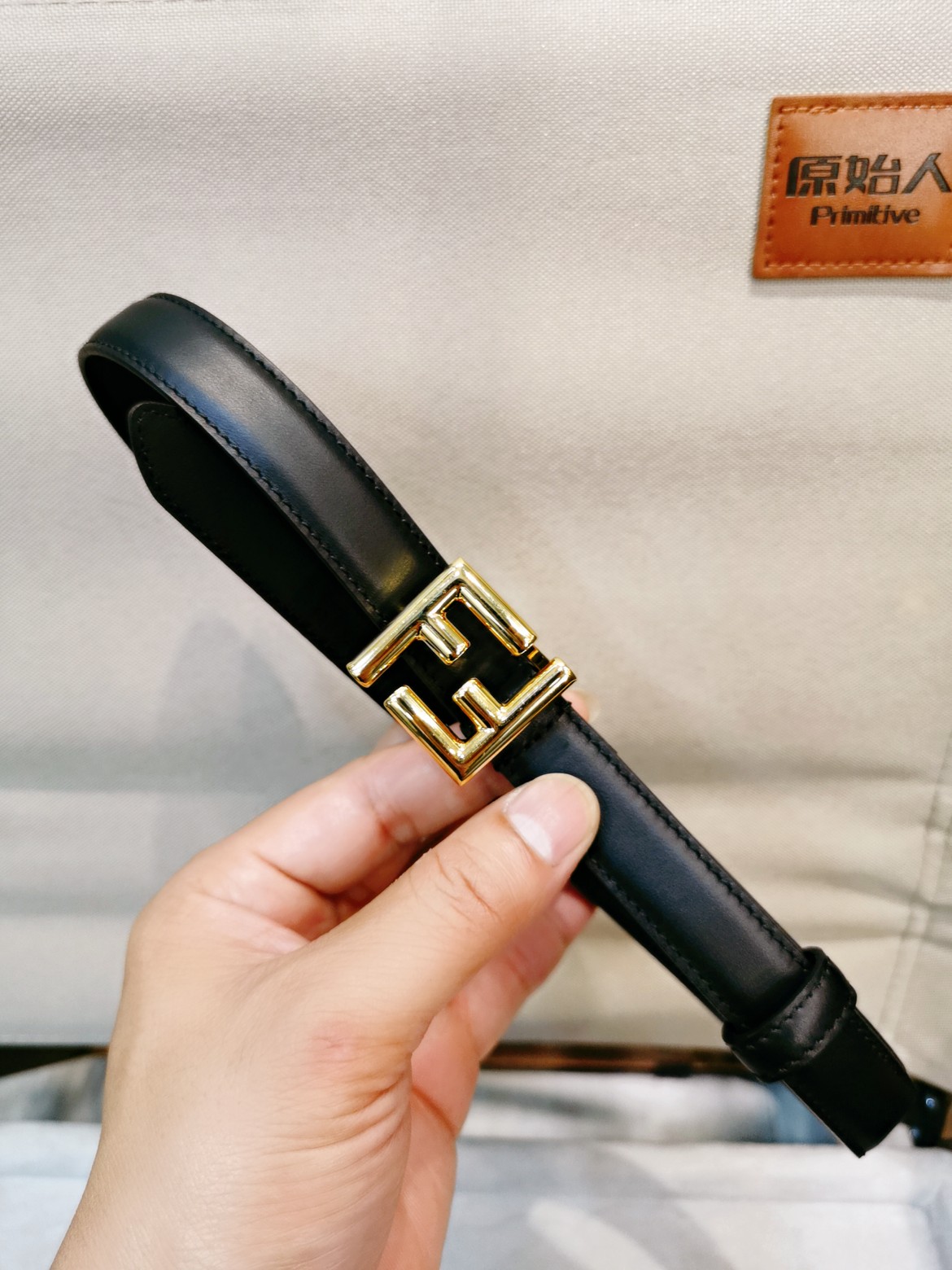 Le sac Fendi FF Logo est grandiose — photo 5