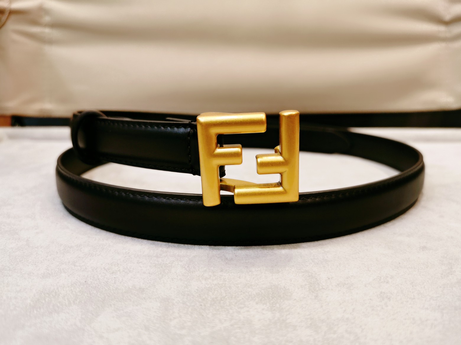 Le sac Fendi FF Logo est grandiose — photo 3