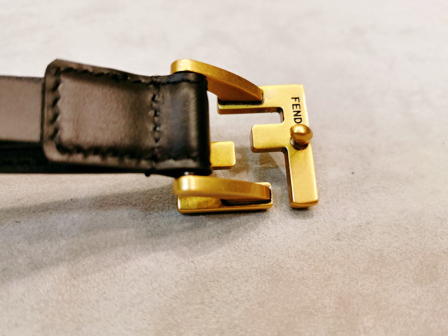 Le sac Fendi FF Logo est grandiose — photo 9