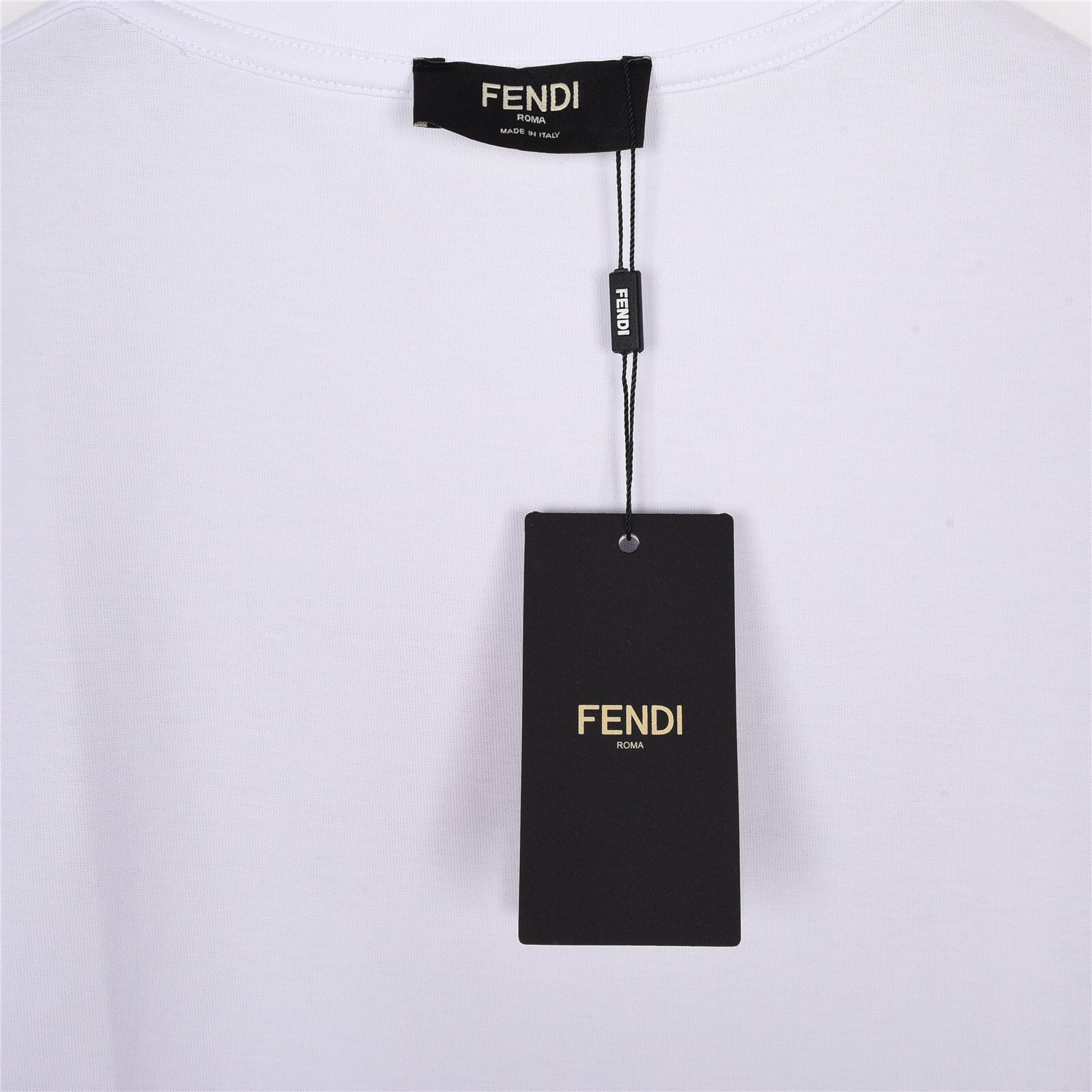 上新170 Fendi 芬迪23ss 七彩字母 印花短袖 数码直喷印花logo 专柜新款