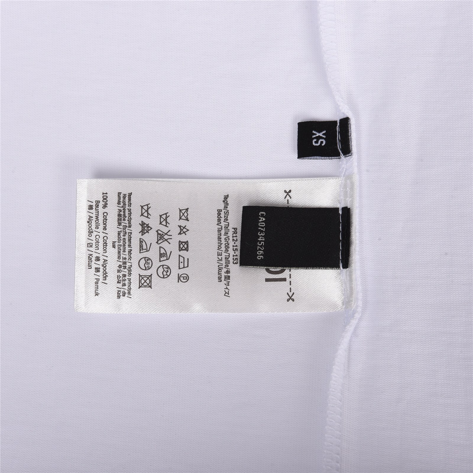 上新170 Fendi 芬迪23ss 七彩字母 印花短袖 数码直喷印花logo 专柜新款