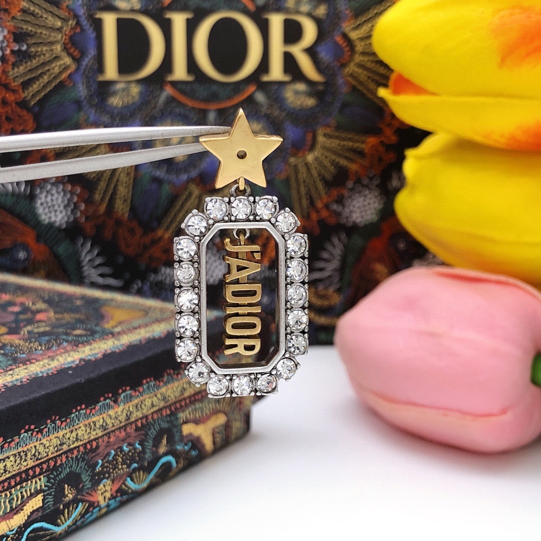 编号DED0019❤️新品❗☀原单货 ☀2020新款JADIOR迪奥星星耳钉☀专柜一致黄铜材质 超级有质