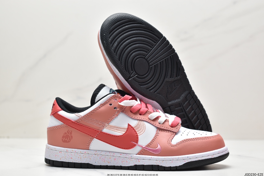 180 耐克Nike SB Zoom Dunk Low 板鞋 FD4623-131-58