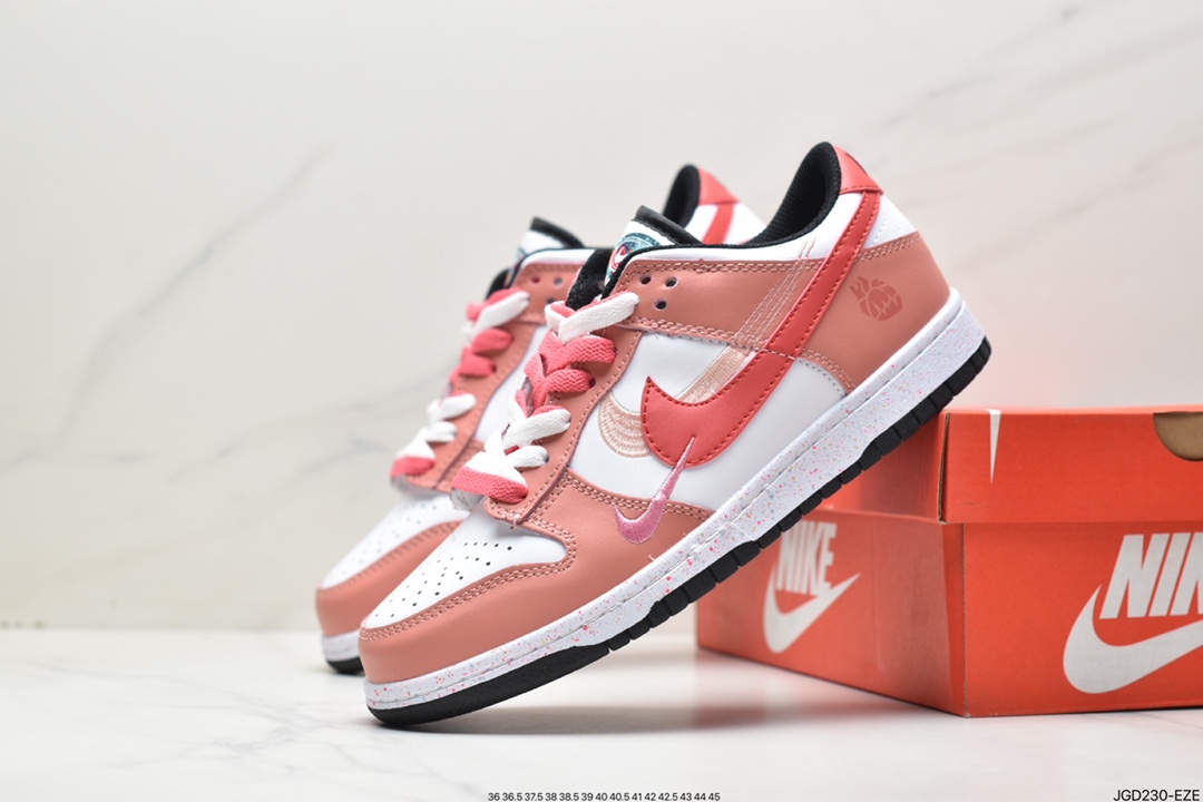 180 耐克Nike SB Zoom Dunk Low 板鞋 FD4623-131-58