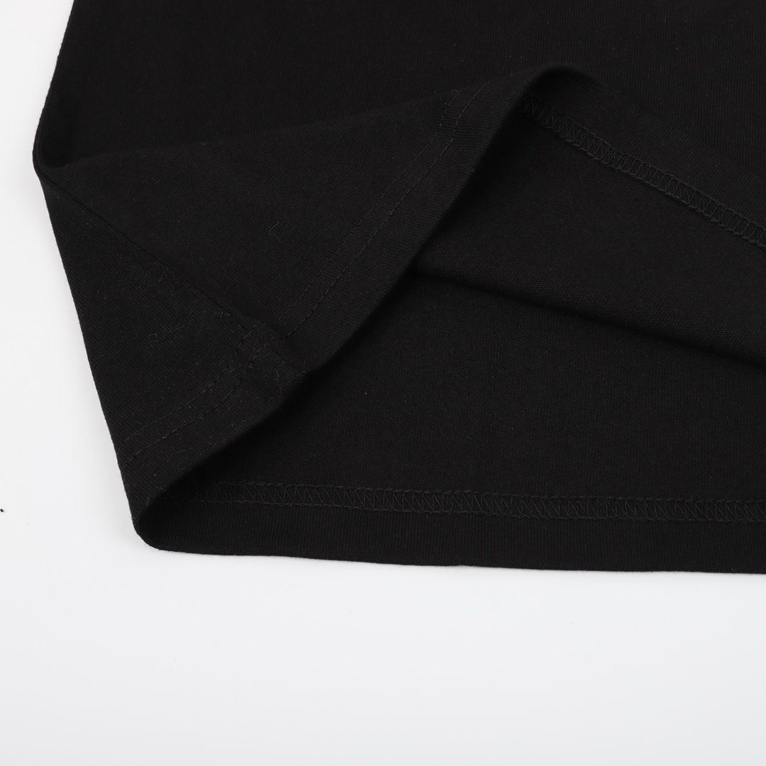 150 GUCCI/古驰 经典老虎印花短袖T恤