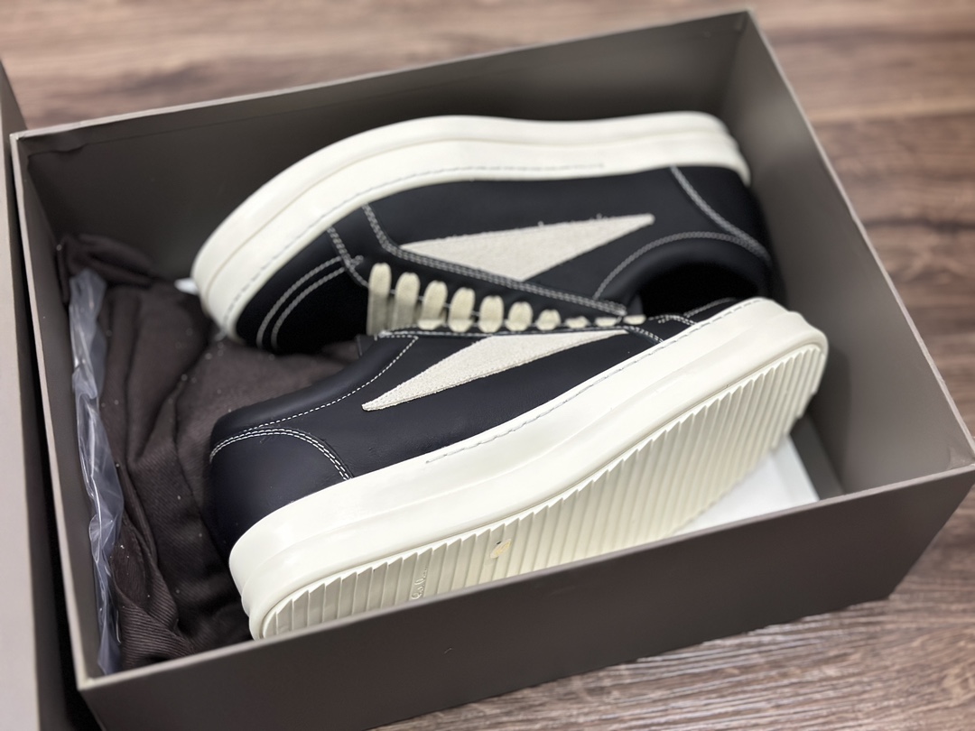 Rickowens suede black annual ”King of Shoes” distinguishes all versions on the market