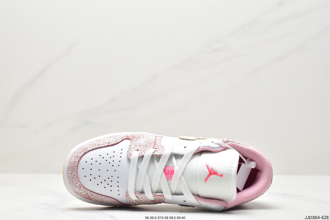 130 耐克Nike Air Jordan 1 Low”White/Obsidian/Indian”AJ1乔丹一代CW7104-601