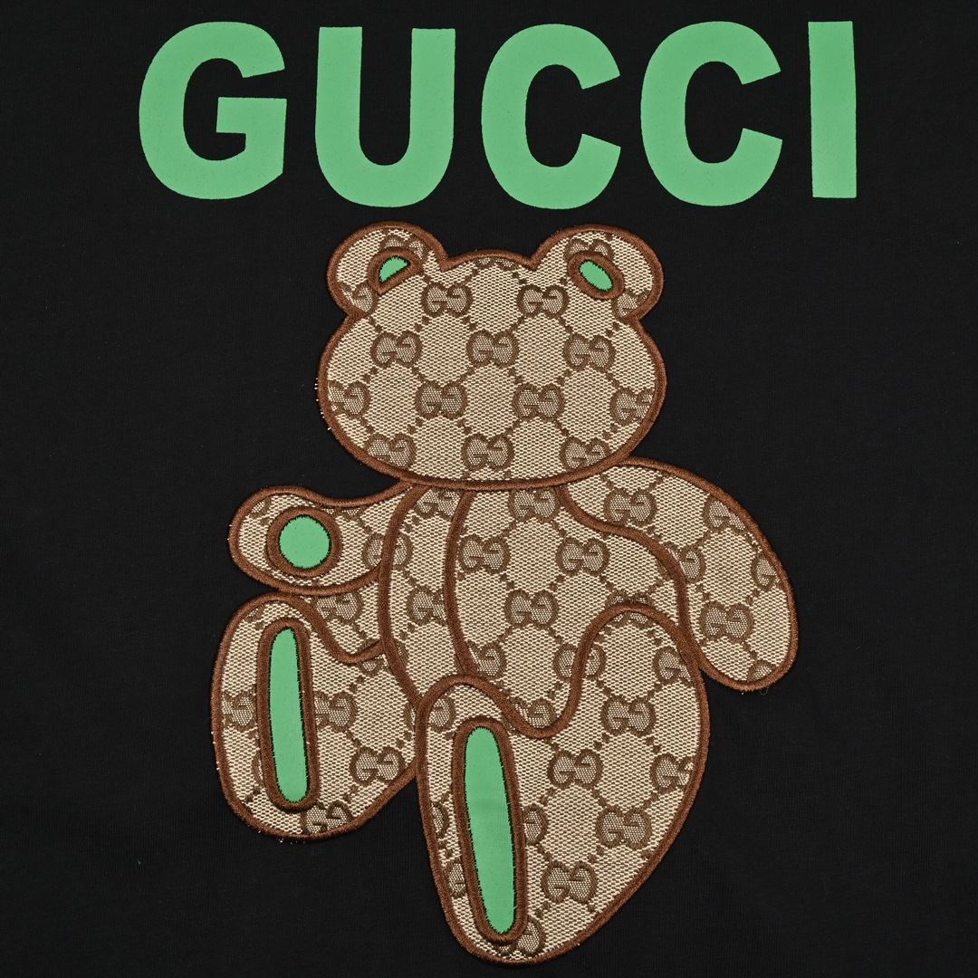 Gucci 古驰23ss 贴布熊图案短袖-Chinese UA Cheap High Quatity Brand Clothes Bags handbags Sneakers wholesale wholesaler seller from China Factory suppliers Fashion Clothing Shoes best Quality Beautiful Price Gucci 古驰23ss 贴布熊图案短袖