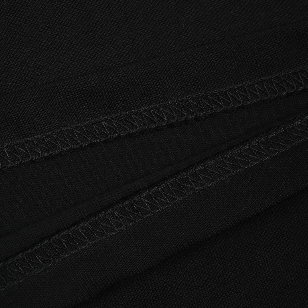 GUCCI 23SS春夏新款 简易LOGO短袖T恤-Chinese UA Cheap High Quatity Brand Clothes Bags handbags Sneakers wholesale wholesaler seller from China Factory suppliers Fashion Clothing Shoes best Quality Beautiful Price GUCCI 23SS春夏新款 简易LOGO短袖T恤