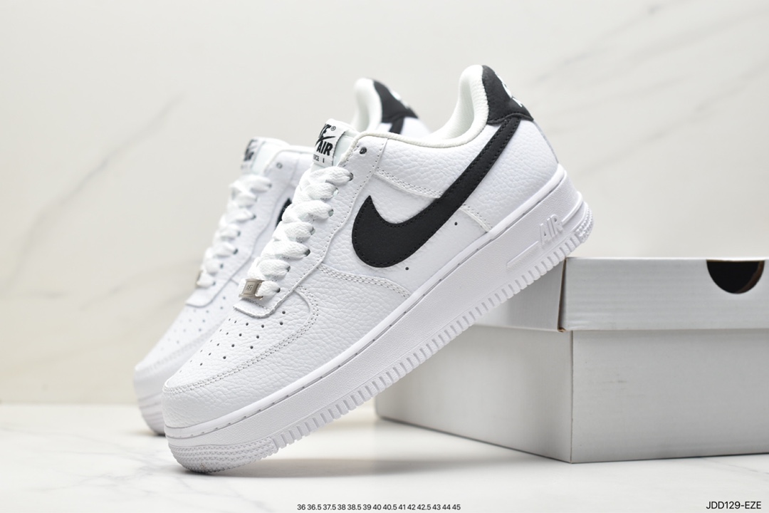 120 Nike Air Force 1'07 Low 空军一号休闲板鞋 CT2302-100