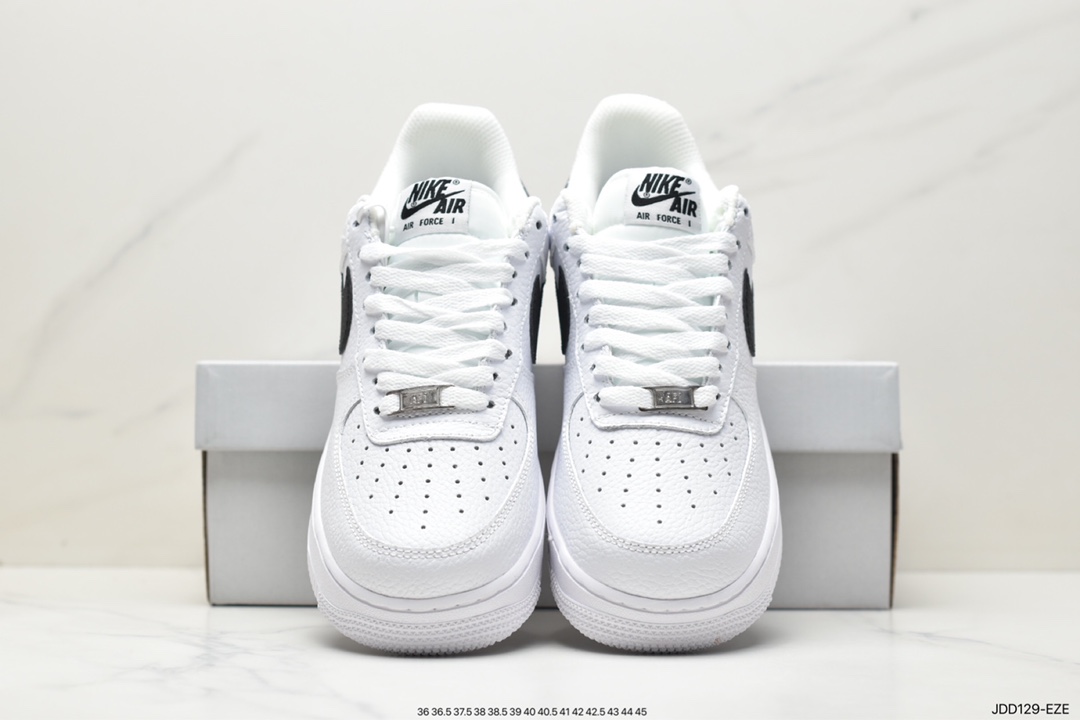 120 Nike Air Force 1'07 Low 空军一号休闲板鞋 CT2302-100